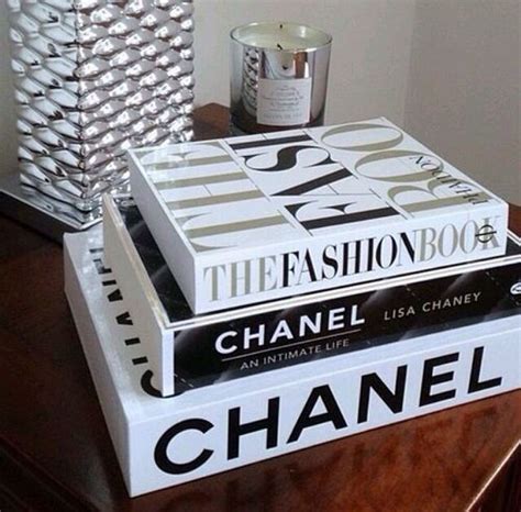 livro chanel decorativo|Chanel: Collections And Fashion Decor Book: Luxury Decor Book.